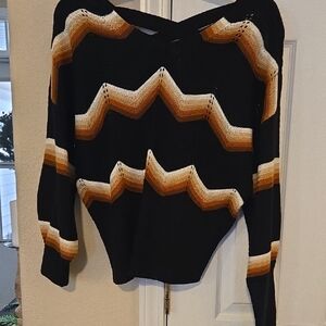 Elegant V-Neck Chevron Sweater in Black and Tan